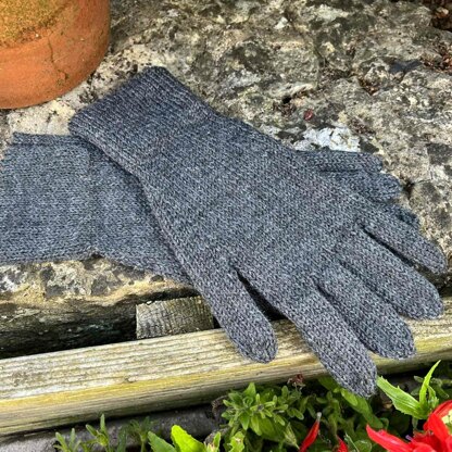 1949 Picot Edged Women's Gloves Knitting Pattern - Vintage Knitting Pattern