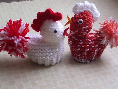 ROCKY THE ROOSTER EASTER CHICK CHOCOLATE EGG COVER KNITTING PATTERN