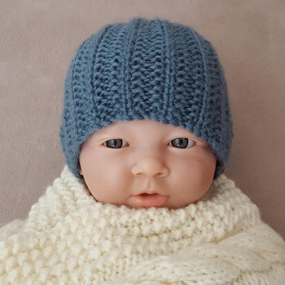 Ainsley - 8ply broken rib baby beanie