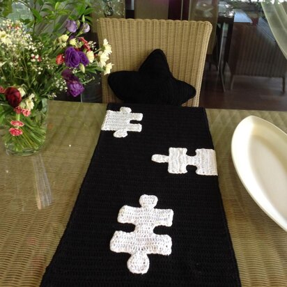 Table Runner N 140