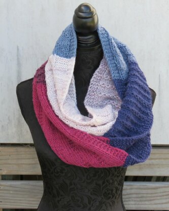 Dawn Breaker Infinity Scarf