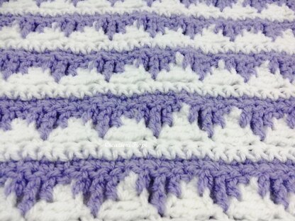 Triangular stitch baby blanket