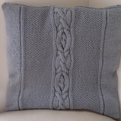 Cable Pillow with Heart