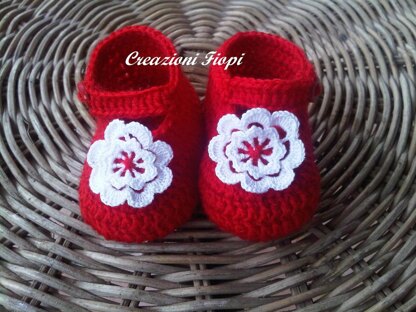 Red baby shoes with flower