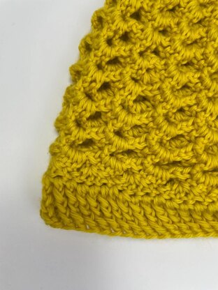 Unique 3D Textured Crochet Hat Pattern - Modern Ladies Fashion Beanie