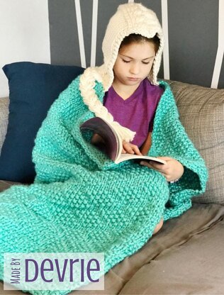 Hooded Elsa Blanket