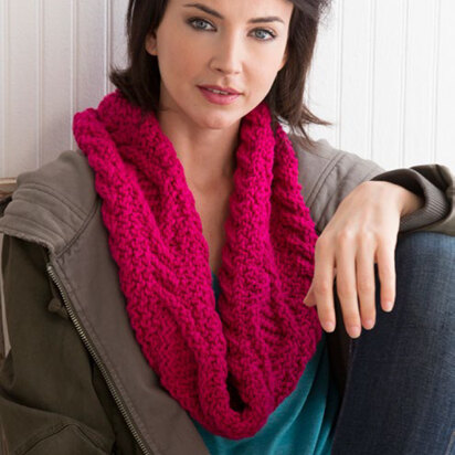 Three Crosses Cowl in Red Heart with Love Solids - LW4618 - Downloadable PDF