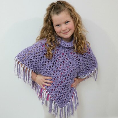 Bulky & Quick Lace Fringe Poncho