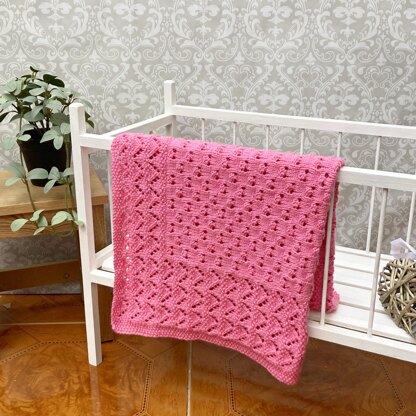 Square Christening Shawl Blanket Knitting Pattern #652