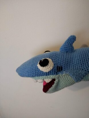 Baby Shark, amigurumi hand puppet