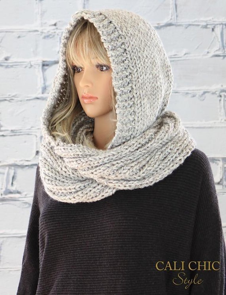 CHUNKY Infinity Scarf With Leather Strap, Hooded Scarf for Women