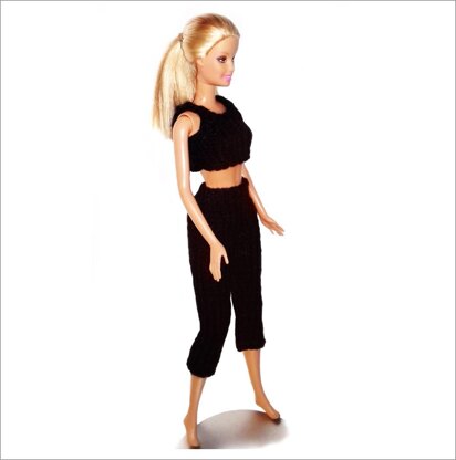 Barbie: Gym workout outfit with exercise ball and bag