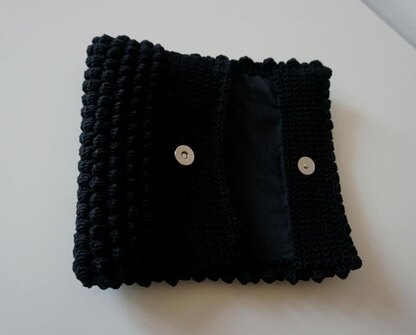 Rigid Crochet Pochette Bag
