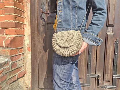 Star-Bag Crochet Body and Leather Shoulder Bag in Brown