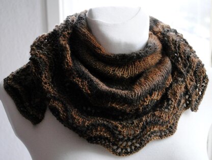 Feathers Shawlette