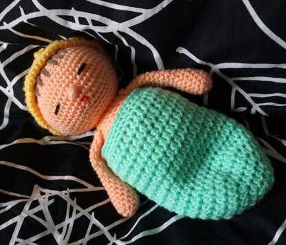 Crochet Pattern Baby Lucas with sleeping back!