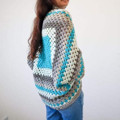 Granny cocoon 2024 shrug pattern