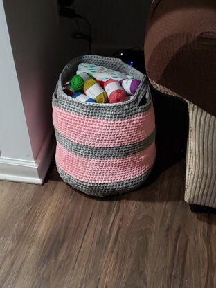 Yarn basket