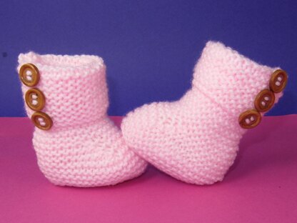 Easy Baby 3 Button Garter Stitch  Booties