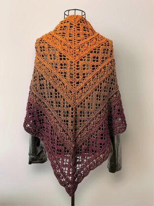 Triangular Scarf "Chadisia"