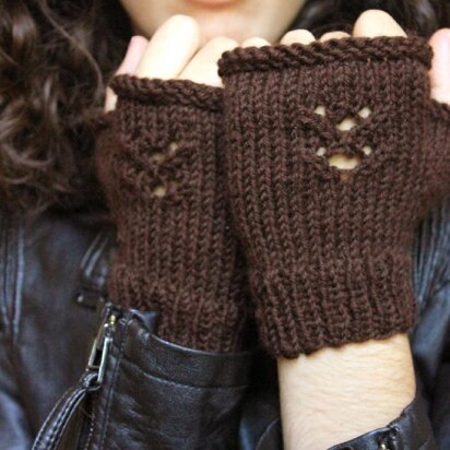 Charlotte Short Gloves