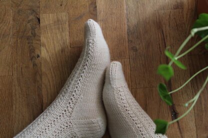 Waterlily Socks