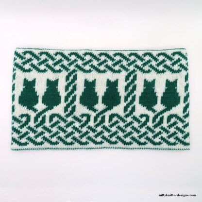 Celtic Cat Cowl