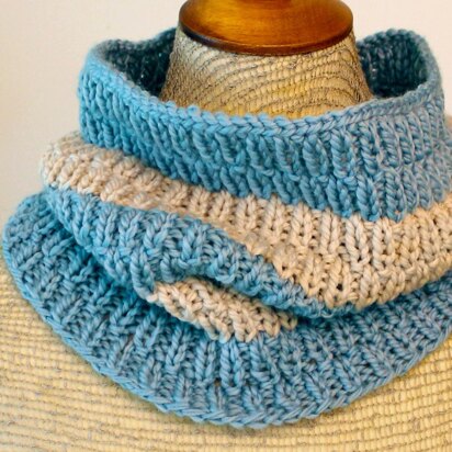 Long Raindrops Cowl