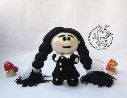 Pebble doll WEDNESDAY ADDAMS