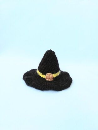 Crochet witch hat