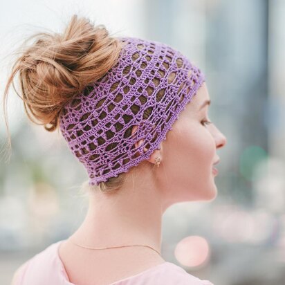 ROSE QUARTZ messy bun