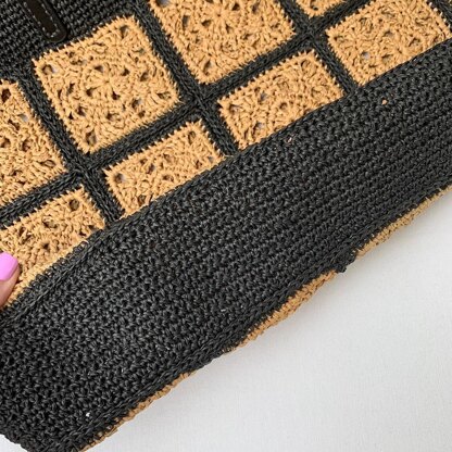 Granny square raffia bag