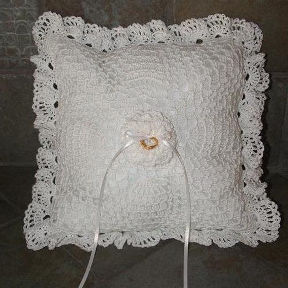 Crochet Ring Bearer Pillow Crochet pattern by Cobbler's Cabin