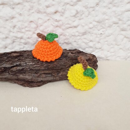 Fruit hats mini crochet pattern, mini pumpkin hat, small hat for amigurimi doll, crochet hats for dolls