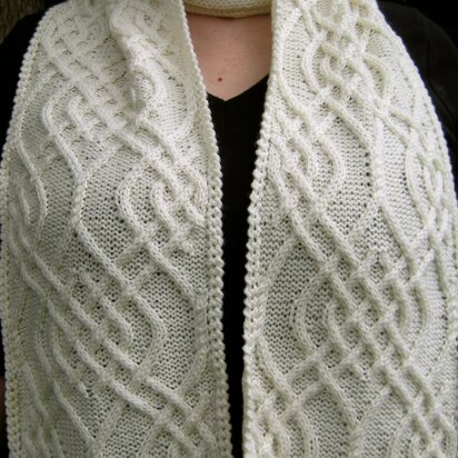 Kursk Cabled Turtleneck Scarf