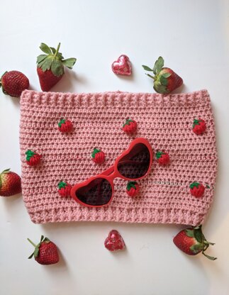 Strawberry Delight Snood