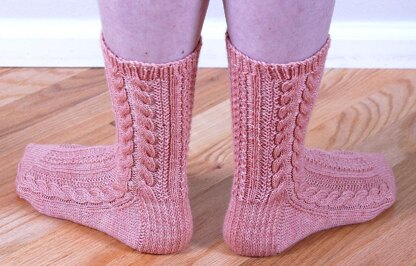 Seeded Cable Socks