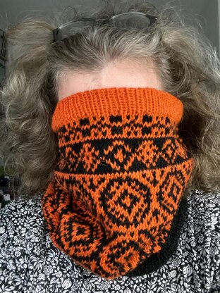 Indian Summer Cowl