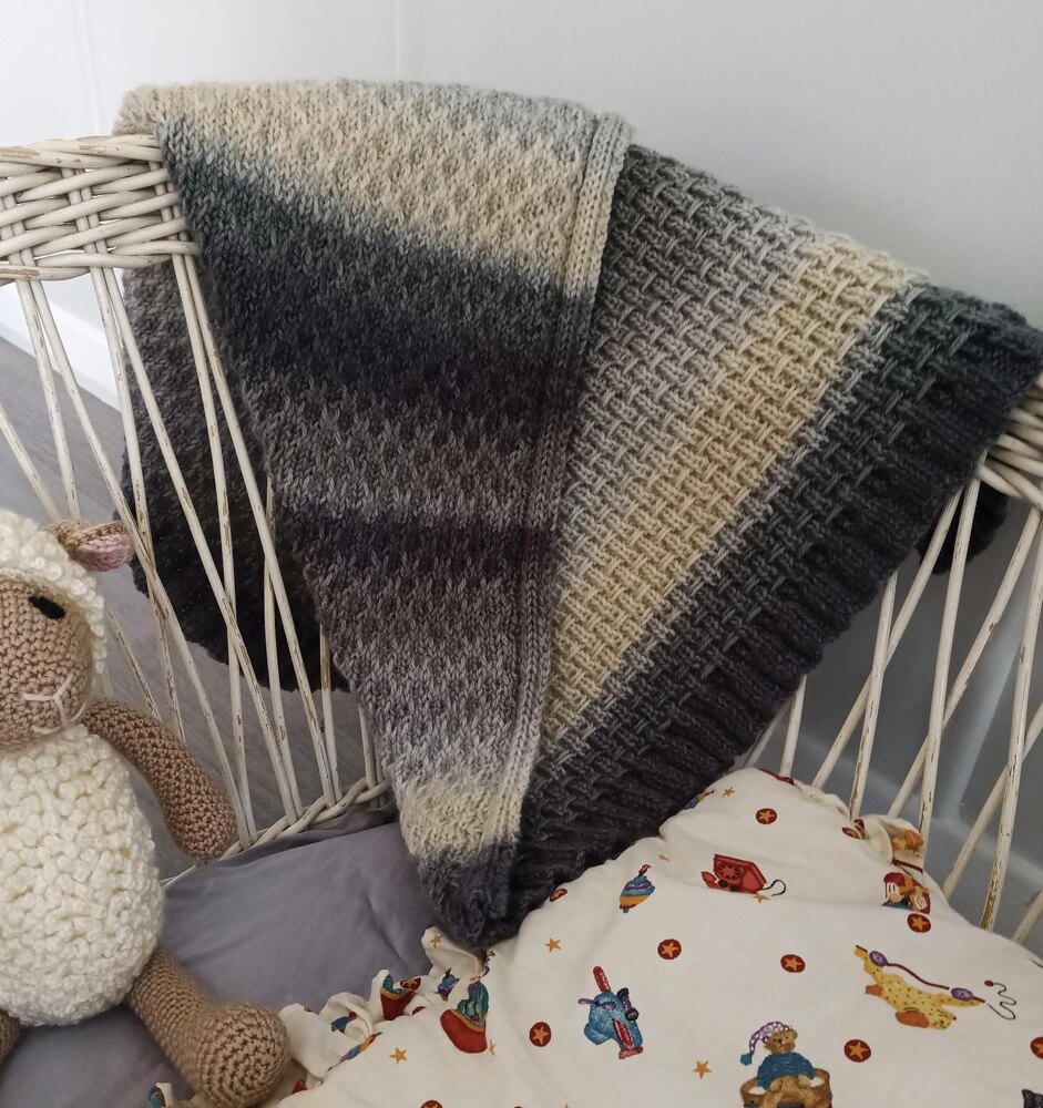 Knit your own online baby blanket