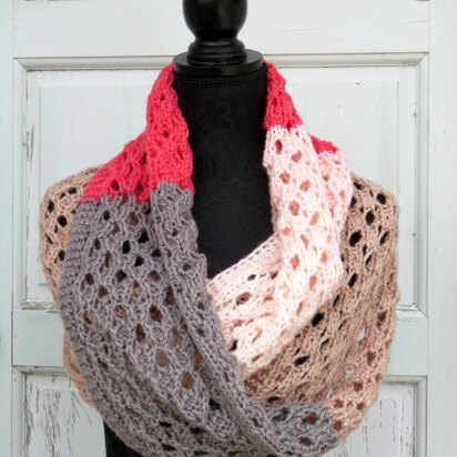 Lollipop Infinity Scarf & Crocheted Flower