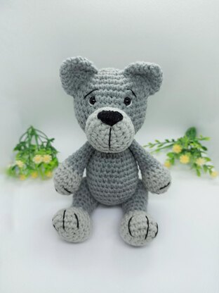 Crochet wolf amigurumi pattern