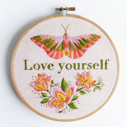 Tamar Love Yourself Printed Embroidery Kit - 6in