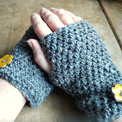 Archie Wrist Warmers