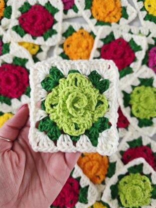 Granny Rose Cushion