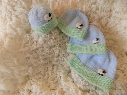 Premature Baby Sheep Hat