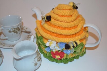 Bee Hive Tea Cosy