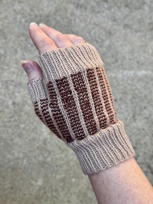 Hearthstripe Fingerless Mitts