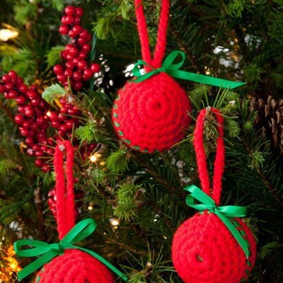 Easy Classic Ball Ornaments Crochet in Red Heart Niki - LW3877EN