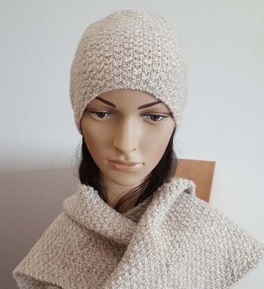 Saharra - family moss stitch beanie and scarf/cowl