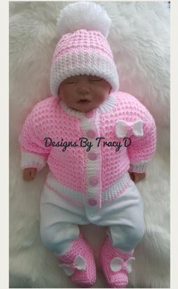 Frankie unisex baby knitting pattern 3 sizes 0-12mths